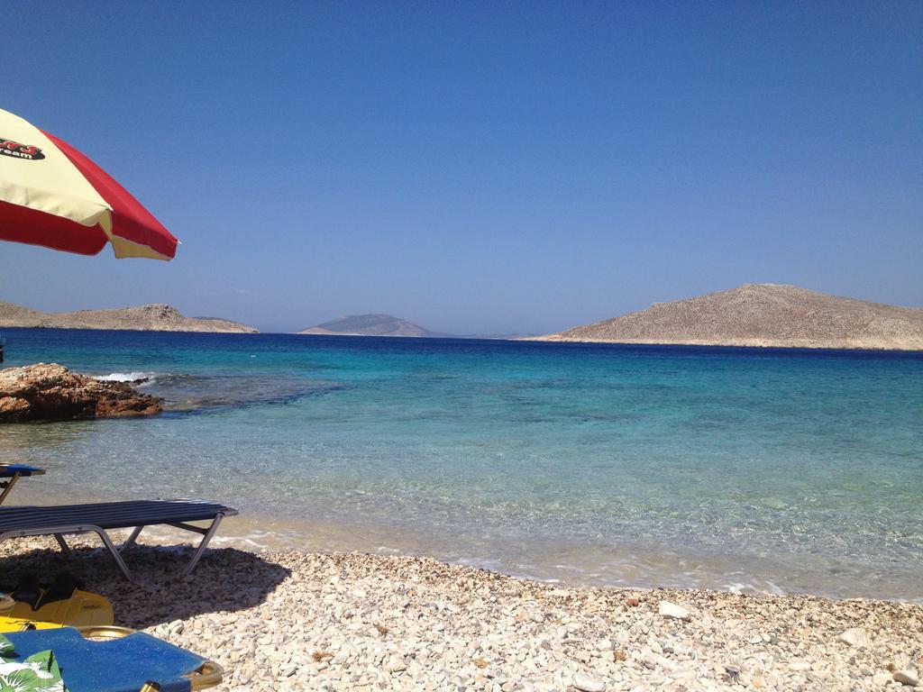 Villa Aristoteles Chalki Town Exterior foto